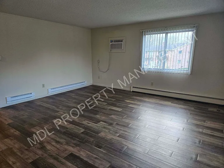 3295 Ramond St — Photo 9