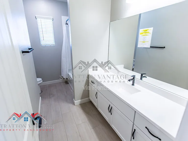 15075 W McKinley St — Photo 39
