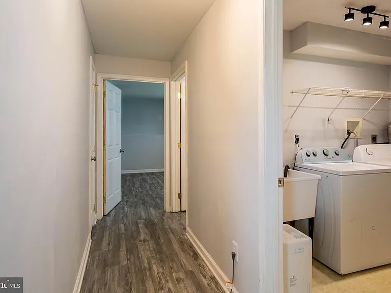 3908 Love Ave — Photo 17