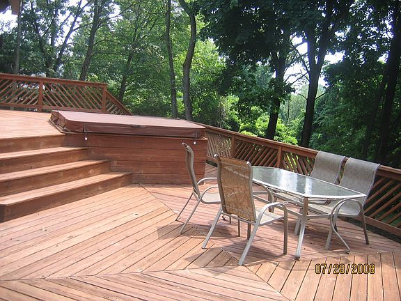 Cedar Deck/Spa