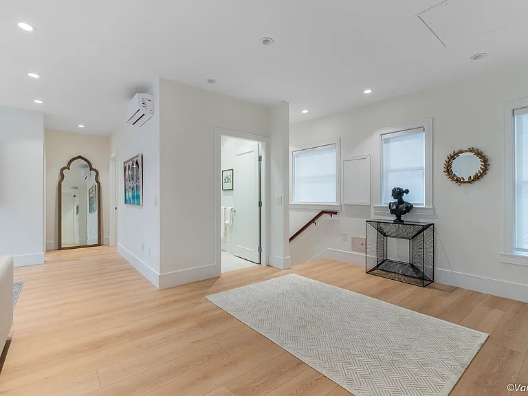 957 Nicola St #951 — Photo 12