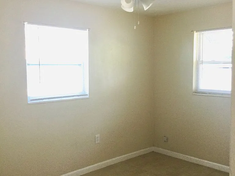 CIRC7 — Photo 12