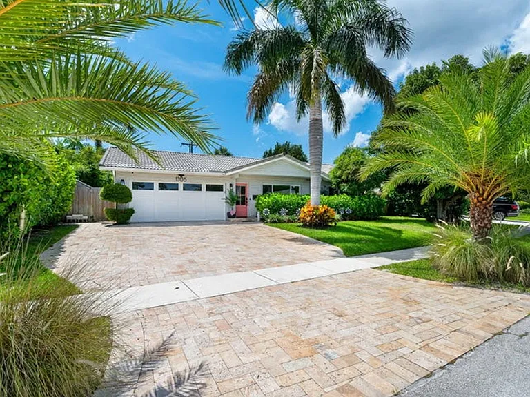 1306 SW 14th Ave — Photo 13