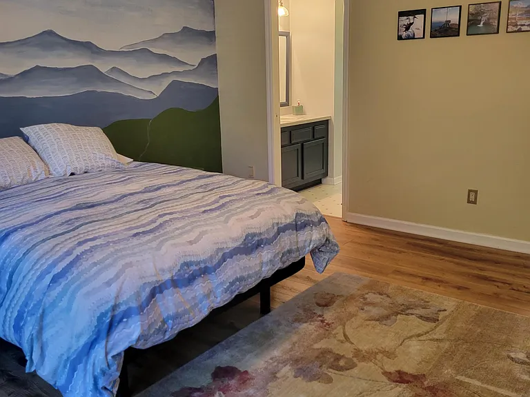 111 Gilford Ter — Photo 18