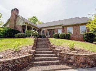 1005 Ault Dr, Chattanooga, TN 37404