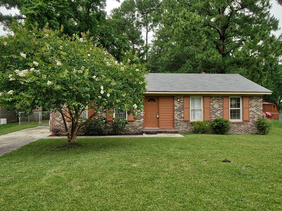 1st image of 611 Brailsford Blvd