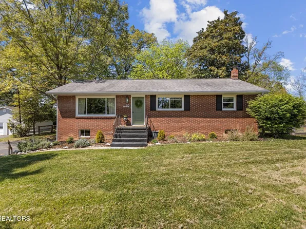 3213 Shady Oak Ln, Knoxville, TN 37931
