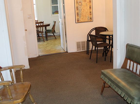 3rd image of 1702 Hamilton Ave