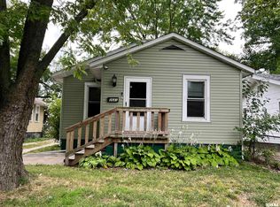 2641 S 11th St, Springfield, IL 62703