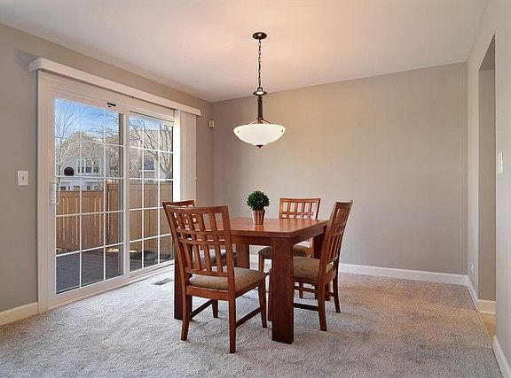 5th image of 1490 Whitman Ct
