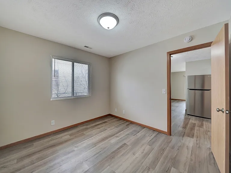 621 N 28th St #2 — Photo 8