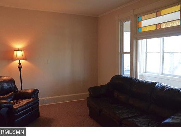 5th image of 1123 Woodbridge St