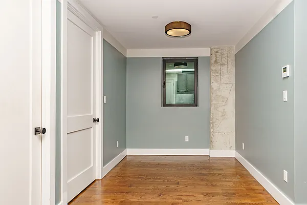 Rented by MySpaceNYC | media 77