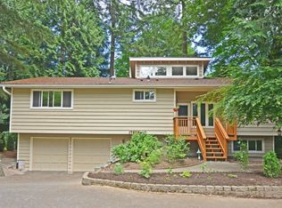 17876 29th Ave NE, Lake Forest Park, WA 98155