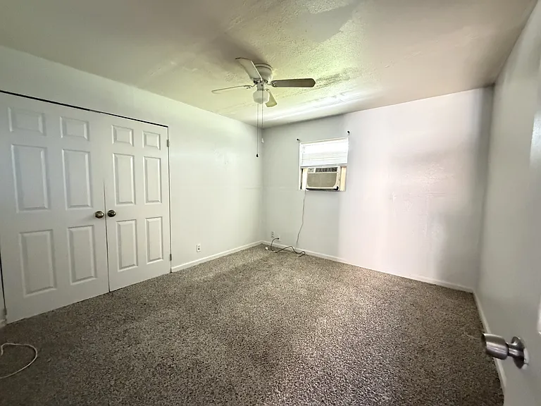 5691 Atlee Ave — Photo 4