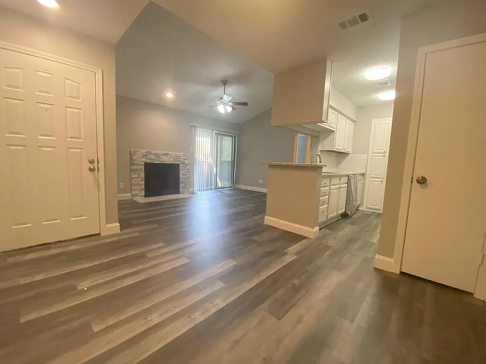 1310 Harwell Dr #4721