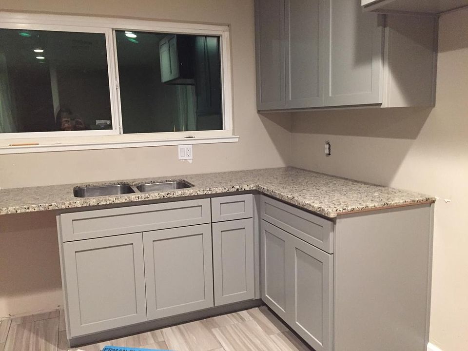 2nd image of 8166 Molokai Way