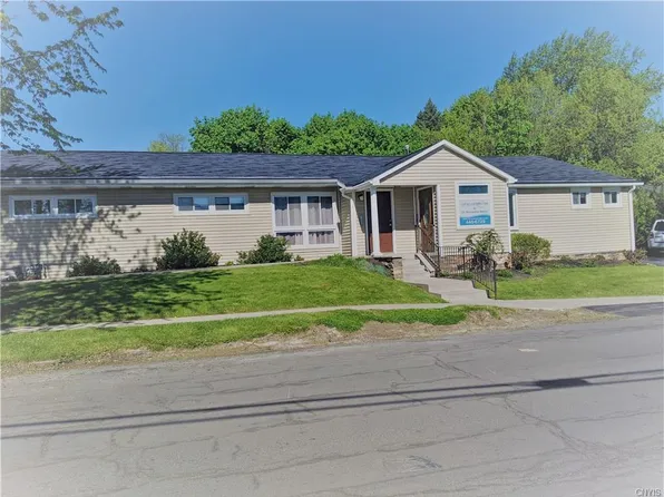 1125 Salt Springs Rd, Syracuse, NY 13224