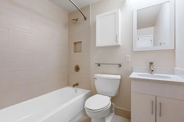 Rented by Mirador Real Estate | media 12