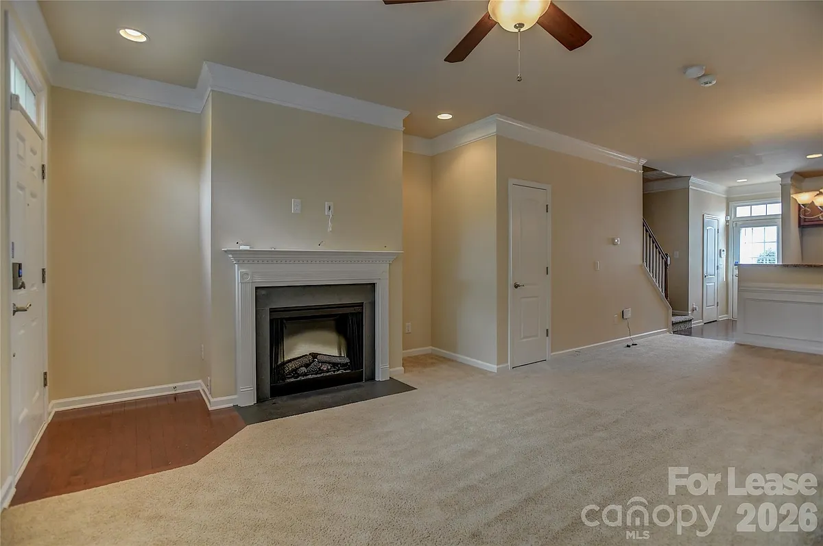 Building Photo - 11177 Cedar Walk Ln