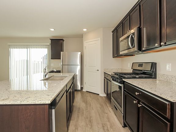5th image of 7084 S Victor Dr