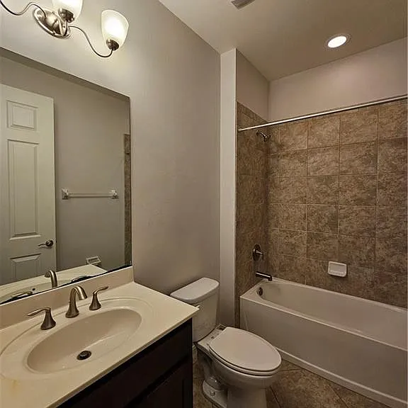 3141 Amadora Cir — Photo 7