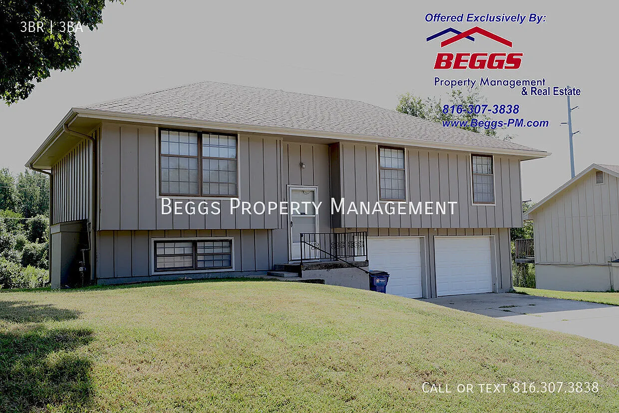 3 bed, 2.5 bath, $1,925 — Photo 1