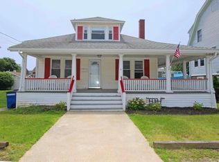 6 Warren St #2, Hull, MA 02045