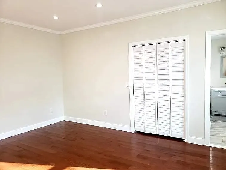 332 Stegman Pkwy #A — Photo 11
