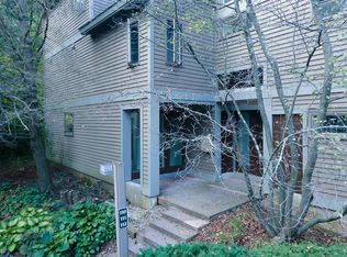 54 E Redrock Dr UNIT 112, Burlington, VT 05401