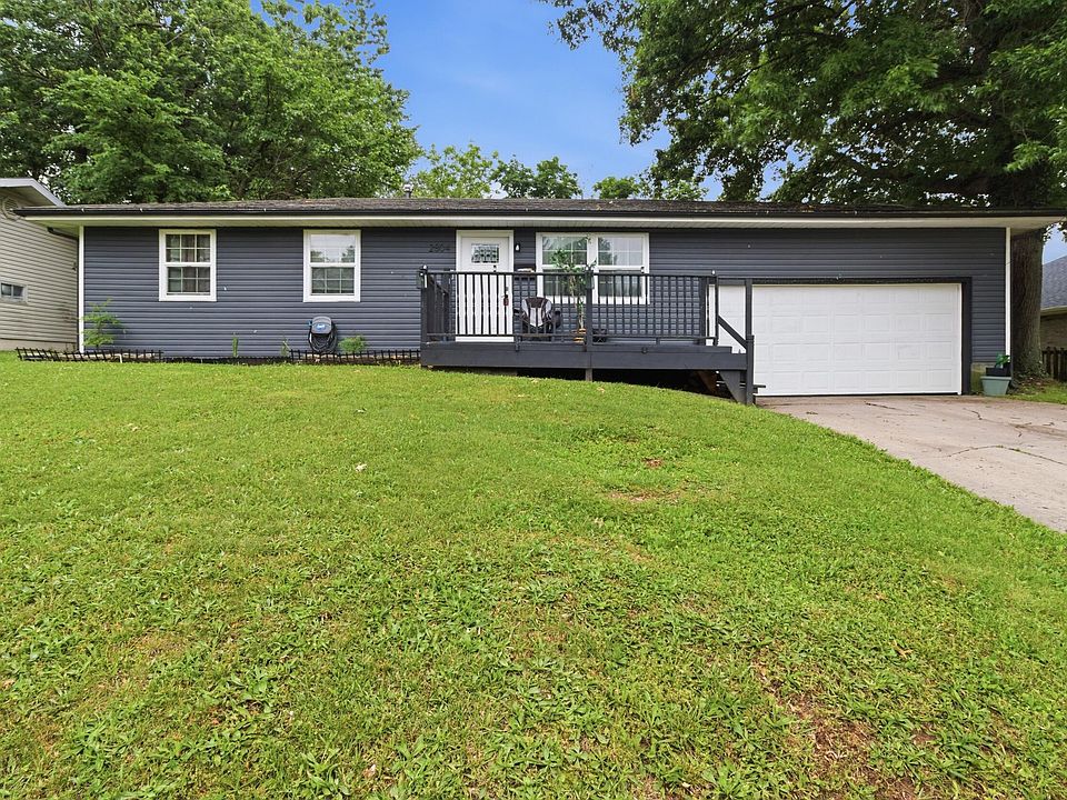 1st image of 2804 W Whiteside Street