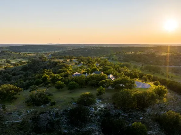 245 Hidden Hills Ranch Rd E, Center Pt, TX 78010