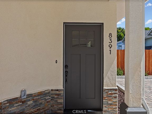 4th image of 8391 Amapoa Ave