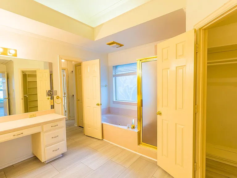2411 Cross Timbers Trl — Photo 18
