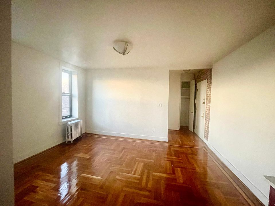 2nd image of 459 E 92nd St #4