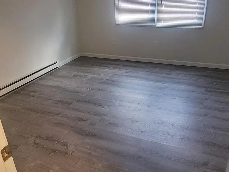 22 Inverness Ave #2D — Photo 3