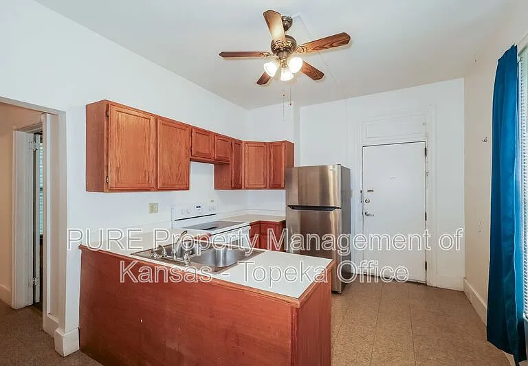 416 SW Clay St — Photo 10