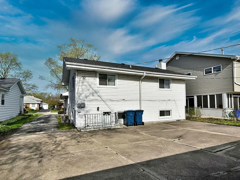861 S Hawthorne Ave — Photo 32
