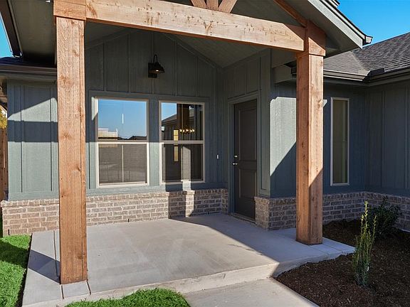 2nd image of 255 Megan Ct