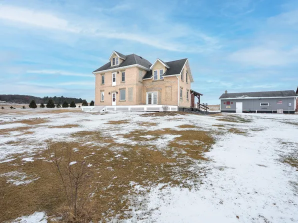 N41402 County Rd E, Whitehall, WI 54773