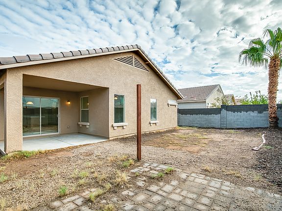 5th image of 13923 W Country Gables Dr