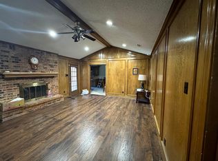 415 E Grubb Dr, Mesquite, TX 75149