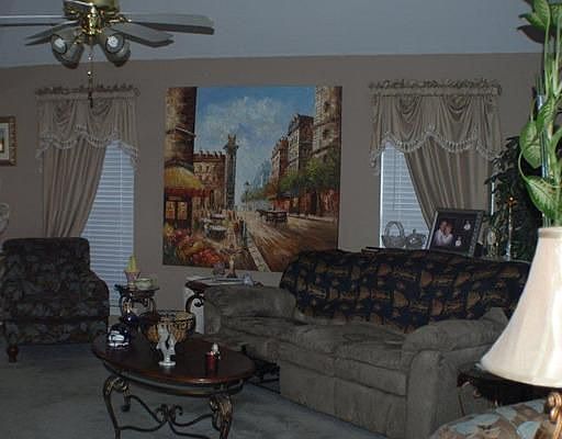2nd image of 64 Hollycrest Blvd