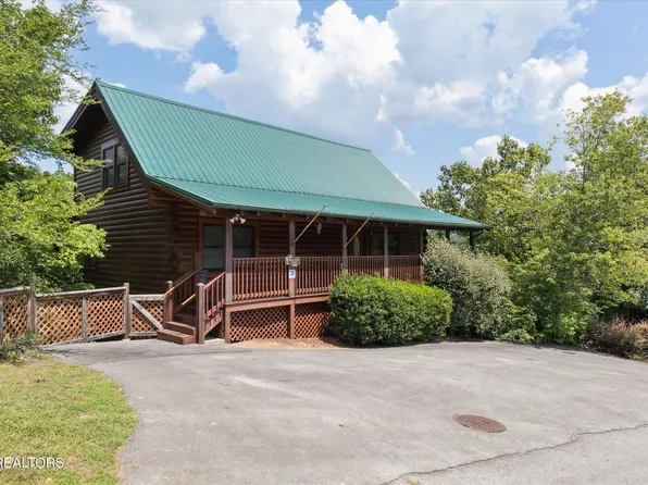 3164 White Falcon Way #808, Pigeon Forge, TN 37863