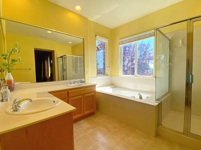 2765 Chocolate St — Photo 12