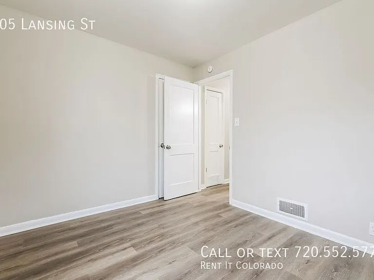 705 Lansing St — Photo 15