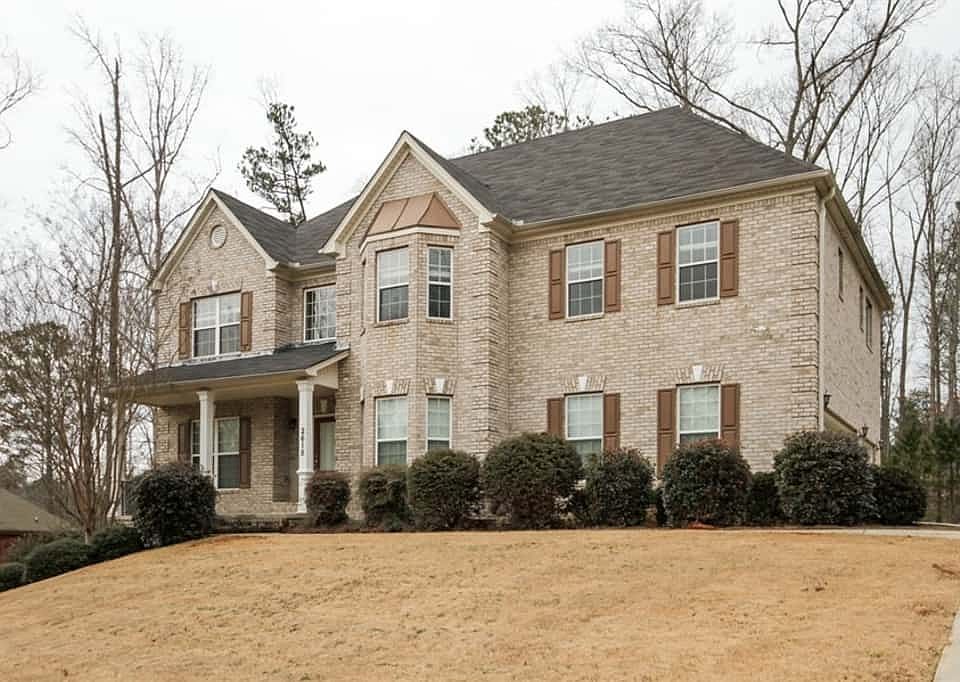 1st image of 2615 Brynlyn Ct NE
