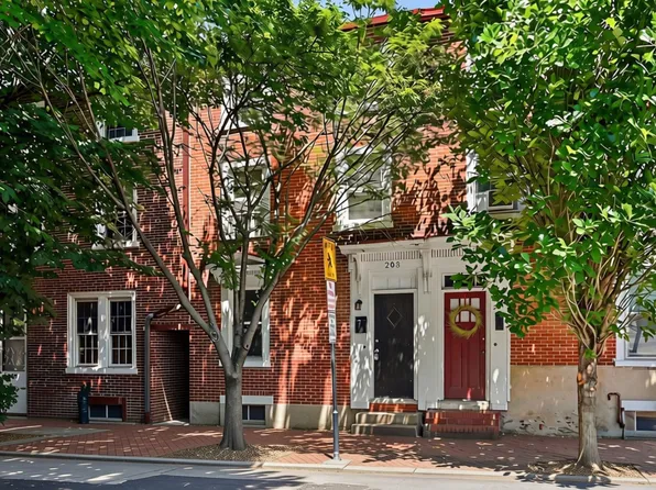 203 W Union St, West Chester, PA 19382