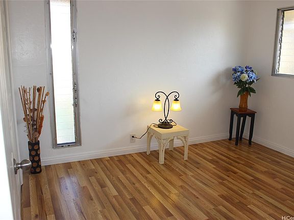4th image of 833 Ala Lilikoi St APT 3