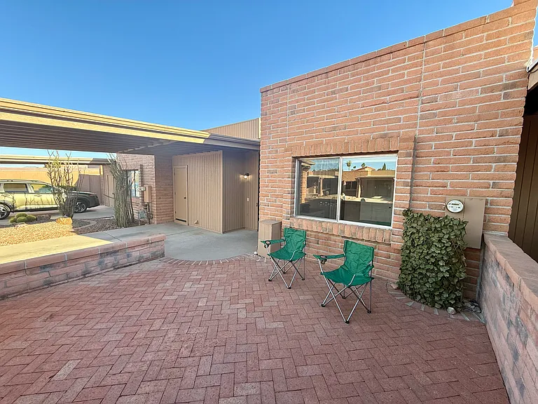 1553 W Via Del Jarrito — Photo 5